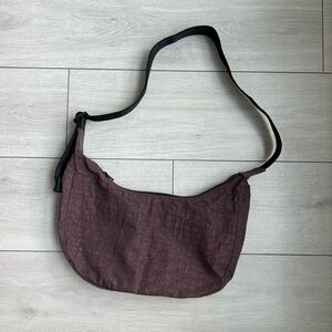 BAGGU Medium Nylon Crescent Bag
